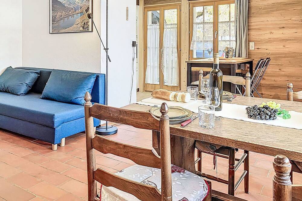 Entire apartment, Cosy apartment for 2 people with Wifi, Tv and terrace in Ormont-Dessus (Les Diablerets), Alpes Vaudoises