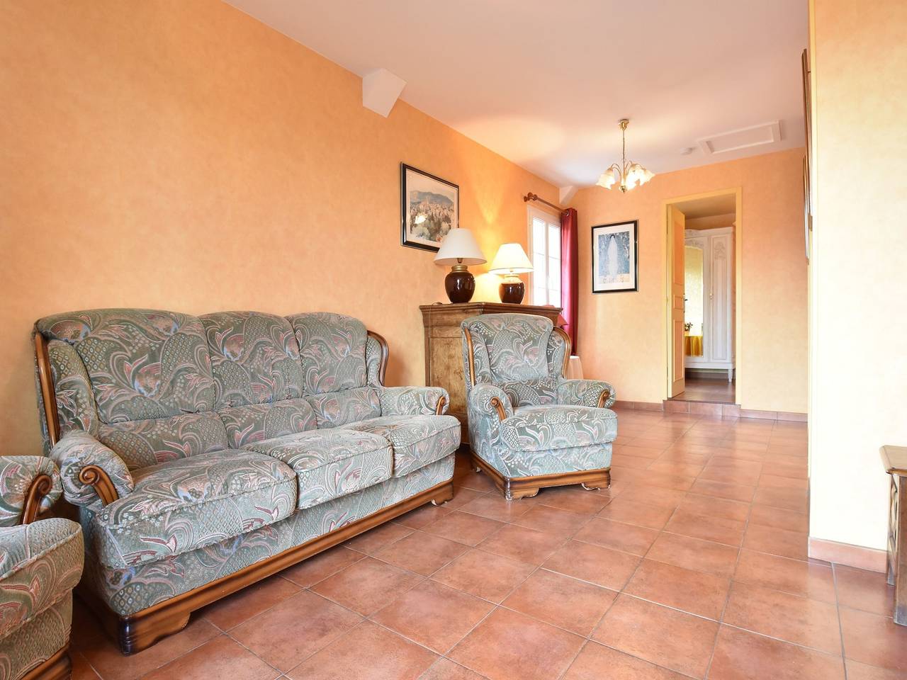 Stylish Apartment Near Beach in Faverolles, Vallée de la Loire