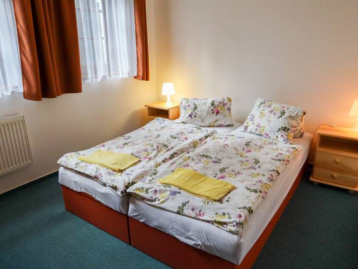 Ferienhaus für 19 Personen, mit Balkon und Garten in Nordböhmen - 4