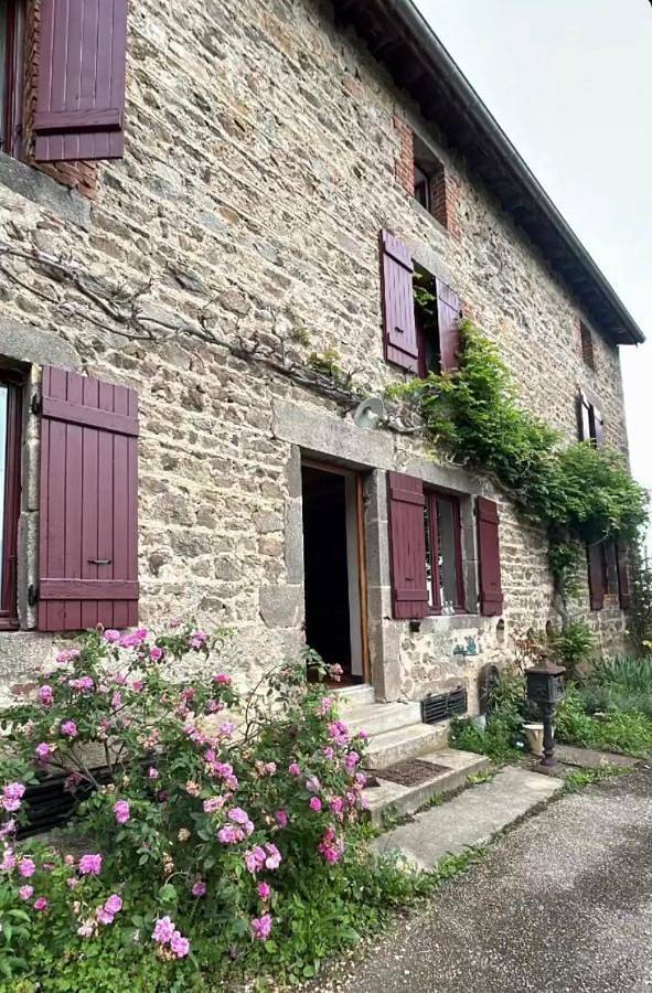 Chambres D'hotes De La Mure in Saint-Just-Saint-Rambert, Montbrison
