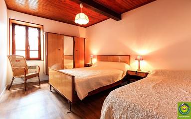 Gîte pour 9 Personnes dans Charbonnières-les-Vieilles, Massif central, Photo 3