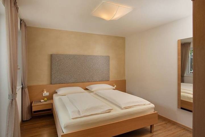 Ganze Wohnung, Traum-Ferienwohnung Kronplatz, Dachterrasse & Panoramalage, Cron4 Pool & Sauna in Reischach Südtirol, Bruneck