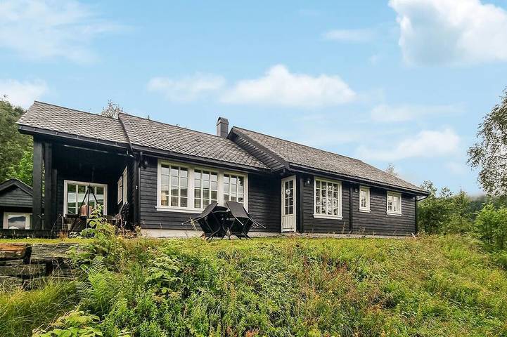 Feriehus for 9 personer, med terrasse - 1