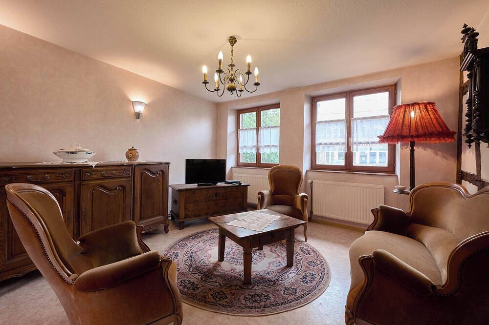 Appartement entier, Très bel appartement alsacien 88m2 centre ville de Saverne in Saverne, Région de Saverne