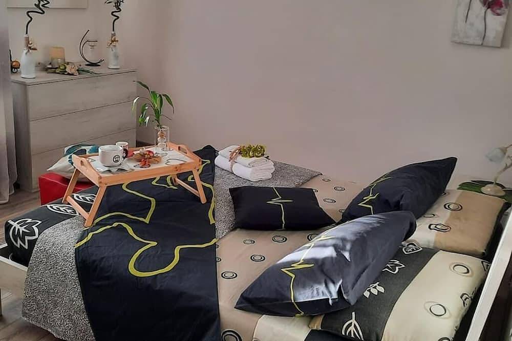 Apartamento entero, Feet Of The Historic Center - vacation home in Castiglione del Lago, Lago Trasimeno