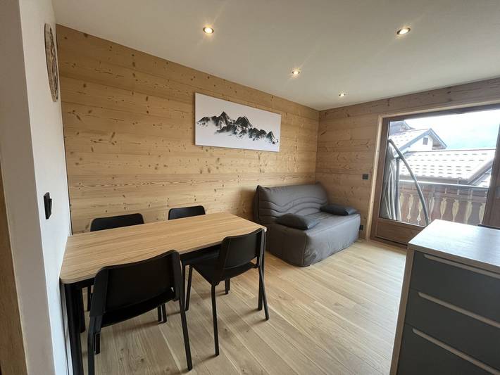Gîte pour 4 personnes, avec terrasse dans Office De Tourisme Des Carroz - 4