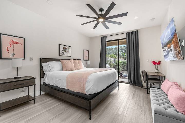 Vacation home for 6 people, with yard and pool as well as terrace in Fort Lauderdale