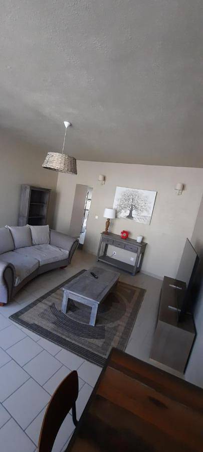 Location de vacances pour 4 personnes, avec terrasse à Kergrist - 2