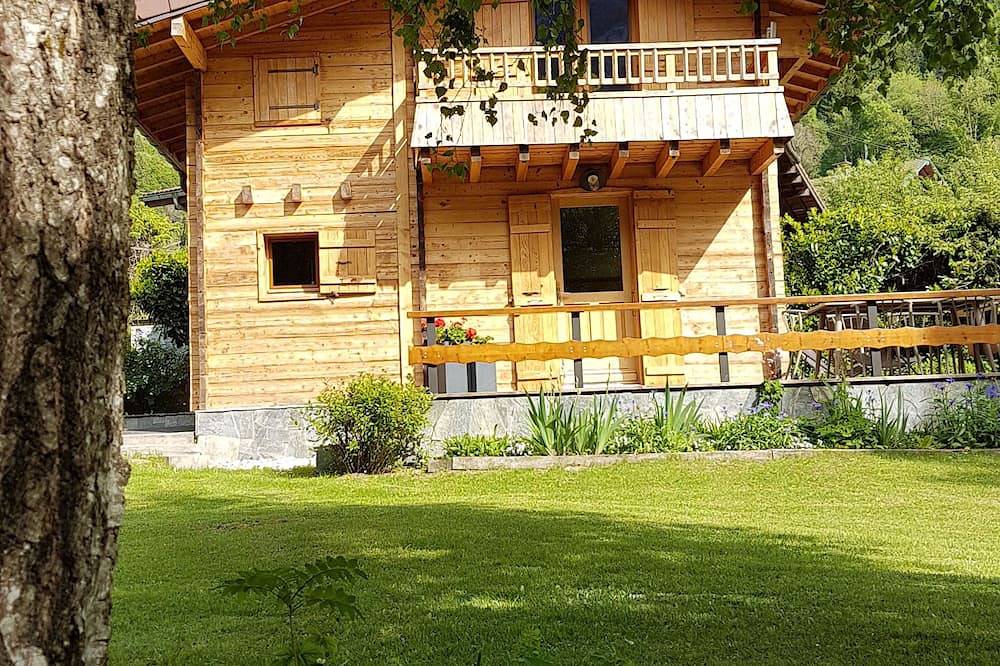 Chalets individuales, 3 *, Thônes cercanas estaciones de Aravis, el lago de Annecy in Thônes, Región de Annecy