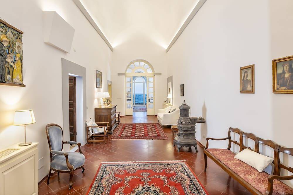 Apartamento entero, Amazing Attic in Montepulciano, 10 people, w/view on San Biagio in Montepulciano, Provincia de Siena