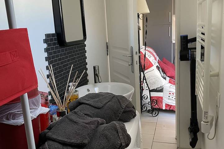 Location de vacances pour 3 personnes, avec terrasse dans Plage Riva-Bella - 3