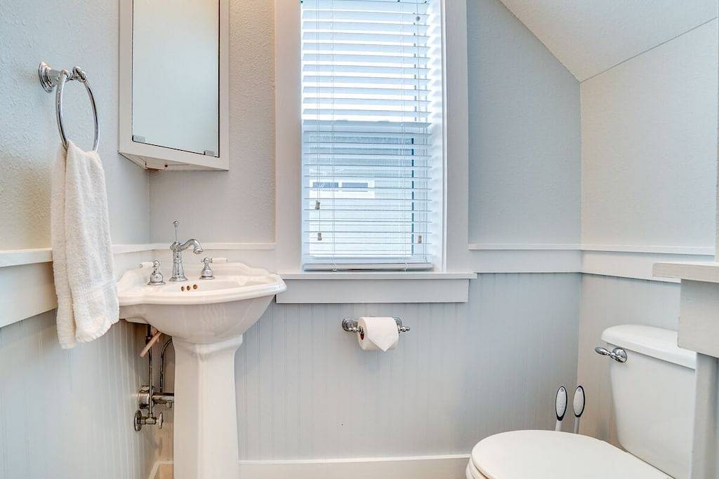 Spring Break Dates Available! Gulf Views! Short Walk to Beach! Dog-Friendly! in Indian Pass, Cape San Blas