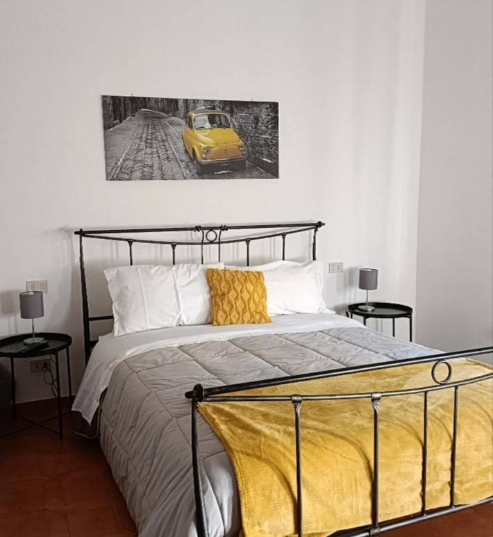 B&b per 2 persone, con balcone in Jesi