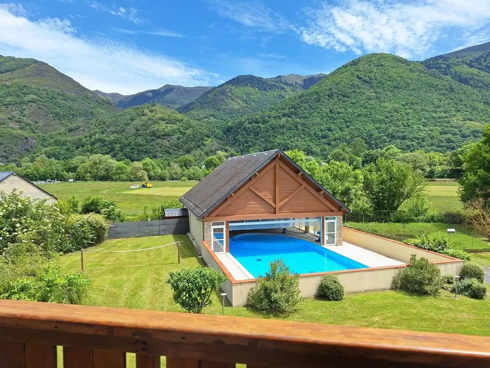 Apartamento de vacaciones para 6 personas, con piscina además de jardín y vistas - 1