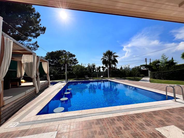 Location de vacances pour 14 personnes, avec jacuzzi ainsi que jardin et piscine, adapté aux familles à Fethiye (Muğla) - 3