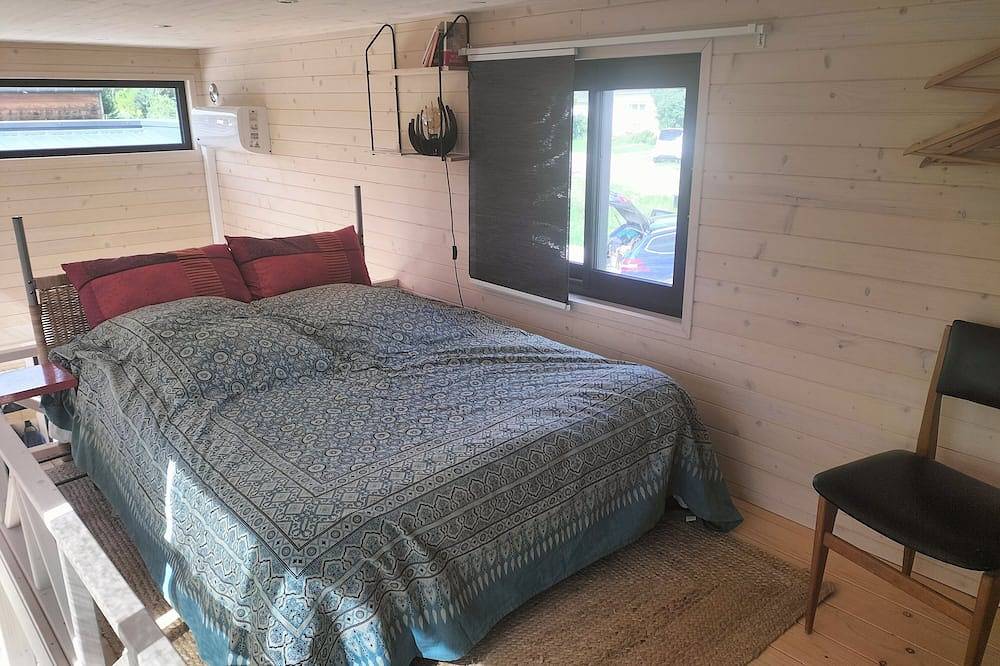 La Fauvette,adorable  maisonnette ,sous Côtes de Meuse ,près lac, 15min Verdun, in Bonzée, Verdun
