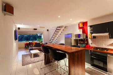 Gîte pour 4 personnes, avec vue ainsi que piscine et terrasse dans Punaauia