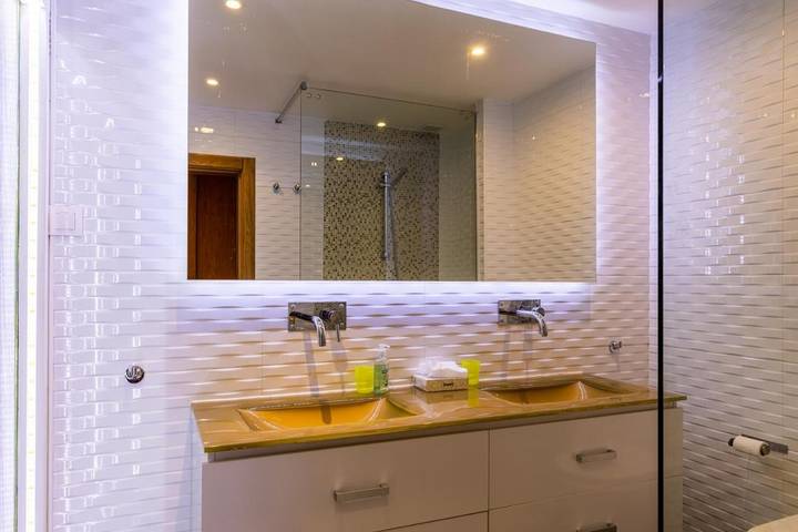 Casa rural para 4 personas, con Balcón y Terraza en Estoril - 2