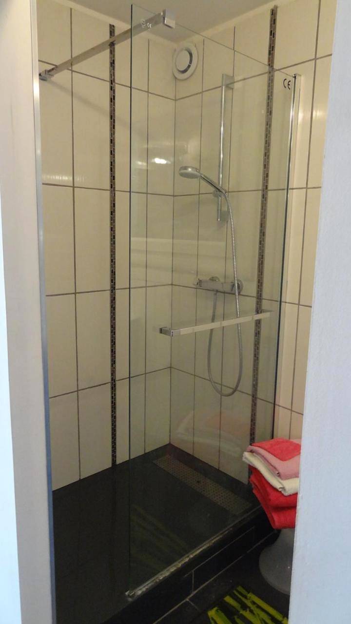 Appartement entier, Les Chèvrefeuilles in Manosque, Parc naturel régional du Luberon