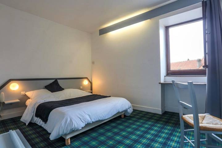 Hôtel pour 4 personnes, avec vue et terrasse à Pouilly-en-Auxois - 2