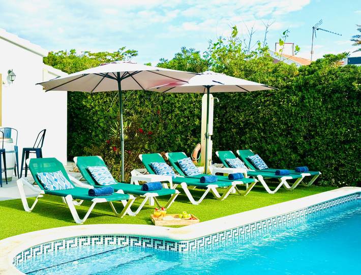 Villa für 6 Personen, mit Terrasse und Garten - 1
