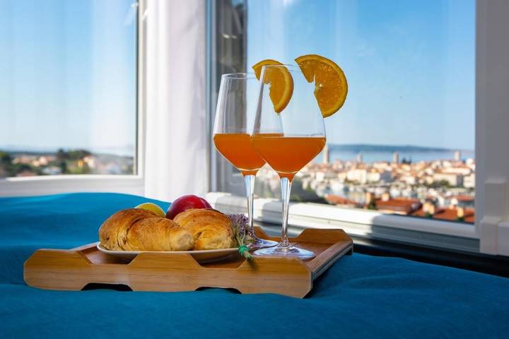 Villa für 10 Personen, mit Pool und Garten sowie Ausblick auf Rab - 3