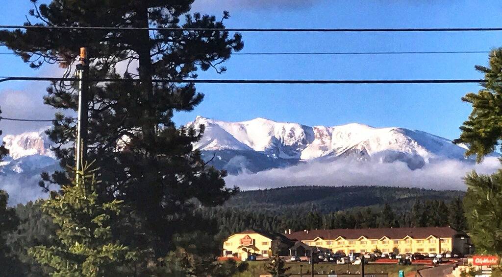 Erstaunliche Pikes Peak Views! Whirlpool-Feuerstelle-Bbq in Woodland Park, Teller County