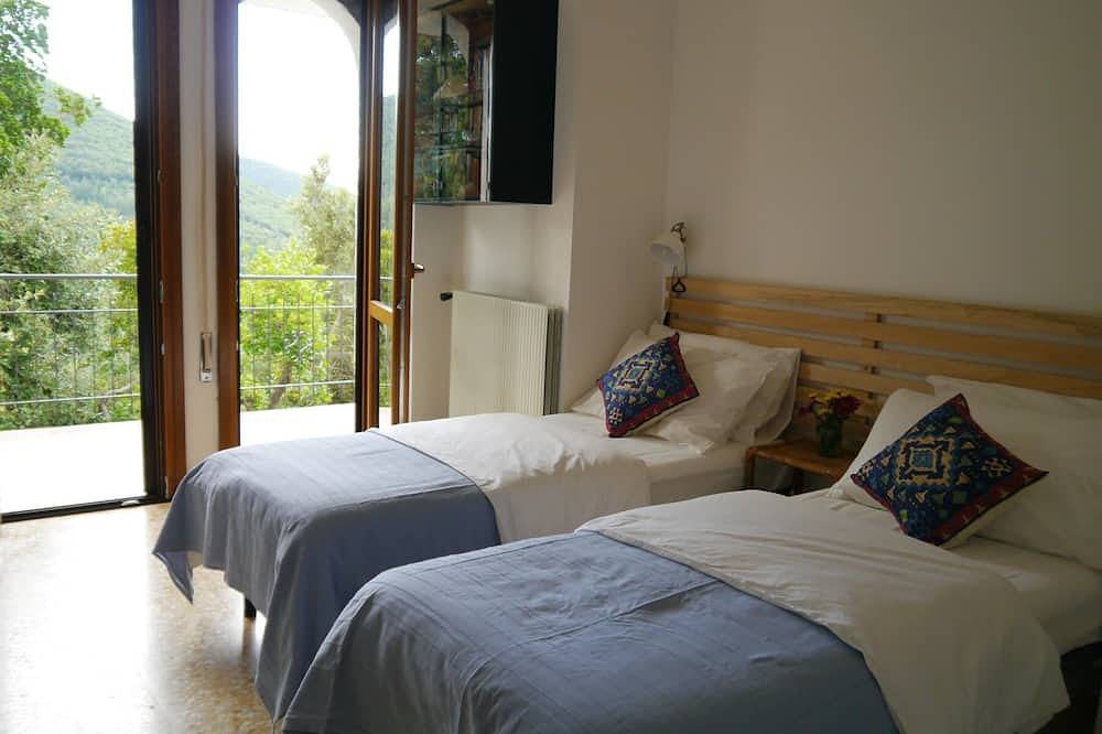 Totale pace, tranquillità e privacy con vista mozzafiato vicino a Roma in Poggio Catino, Terminillo