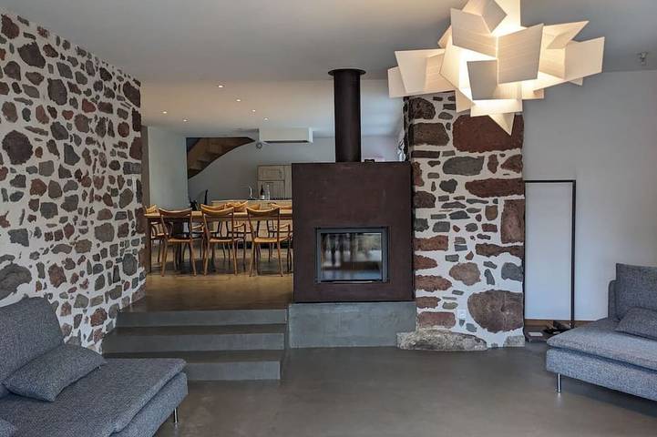 Location de vacances pour 9 personnes, avec Terrasse et Jardin à Saint-Just-près-Brioude