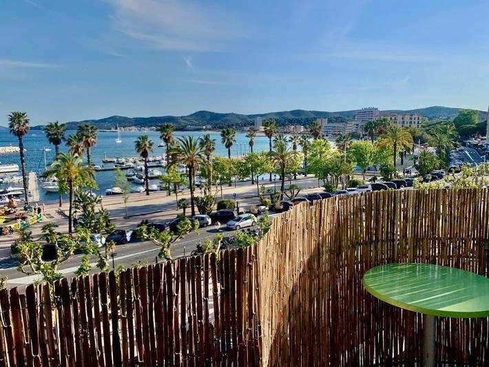 Gîte pour 8 personnes, avec balcon et vue dans Port Du Lavandou - 2