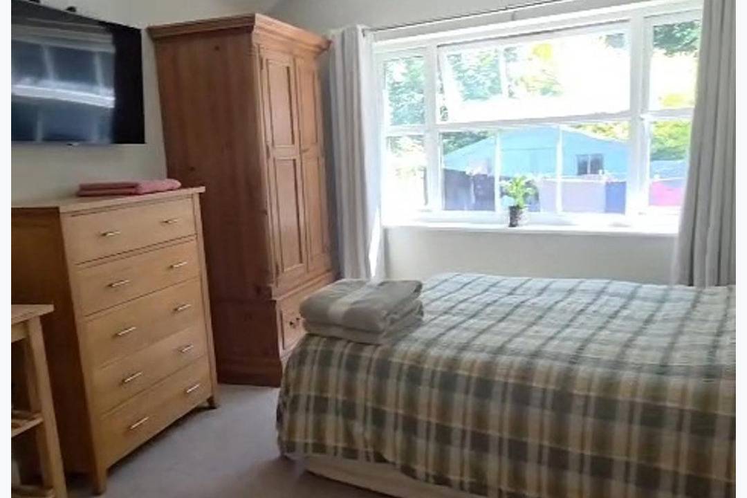 1 Bed - Sleeps 2 plus child - Garden - Pets in Bristol, Zuid-West Engeland