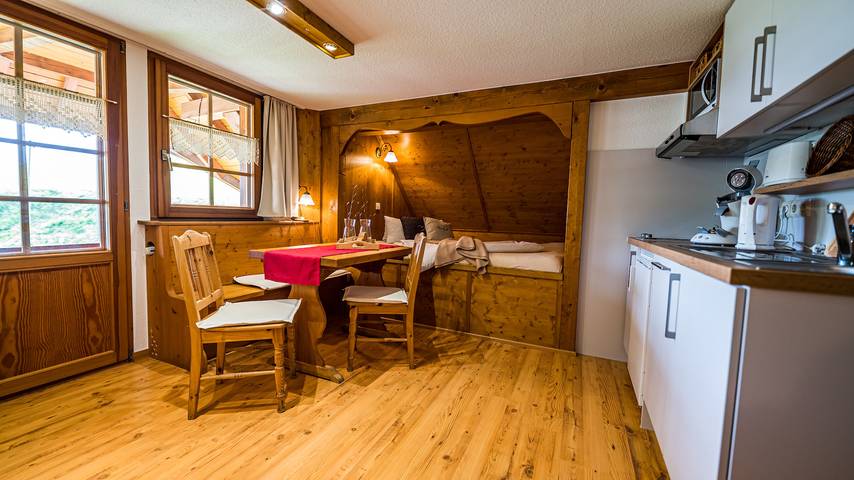 Ferienwohnung für 2 Personen, mit Balkon und Terrasse sowie Garten und Ausblick in Fröhnd - 2