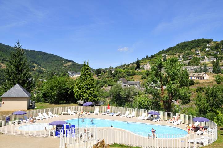 Gîte pour 6 personnes, avec piscine ainsi que balcon et sauna à Entraygues-sur-Truyère - 3