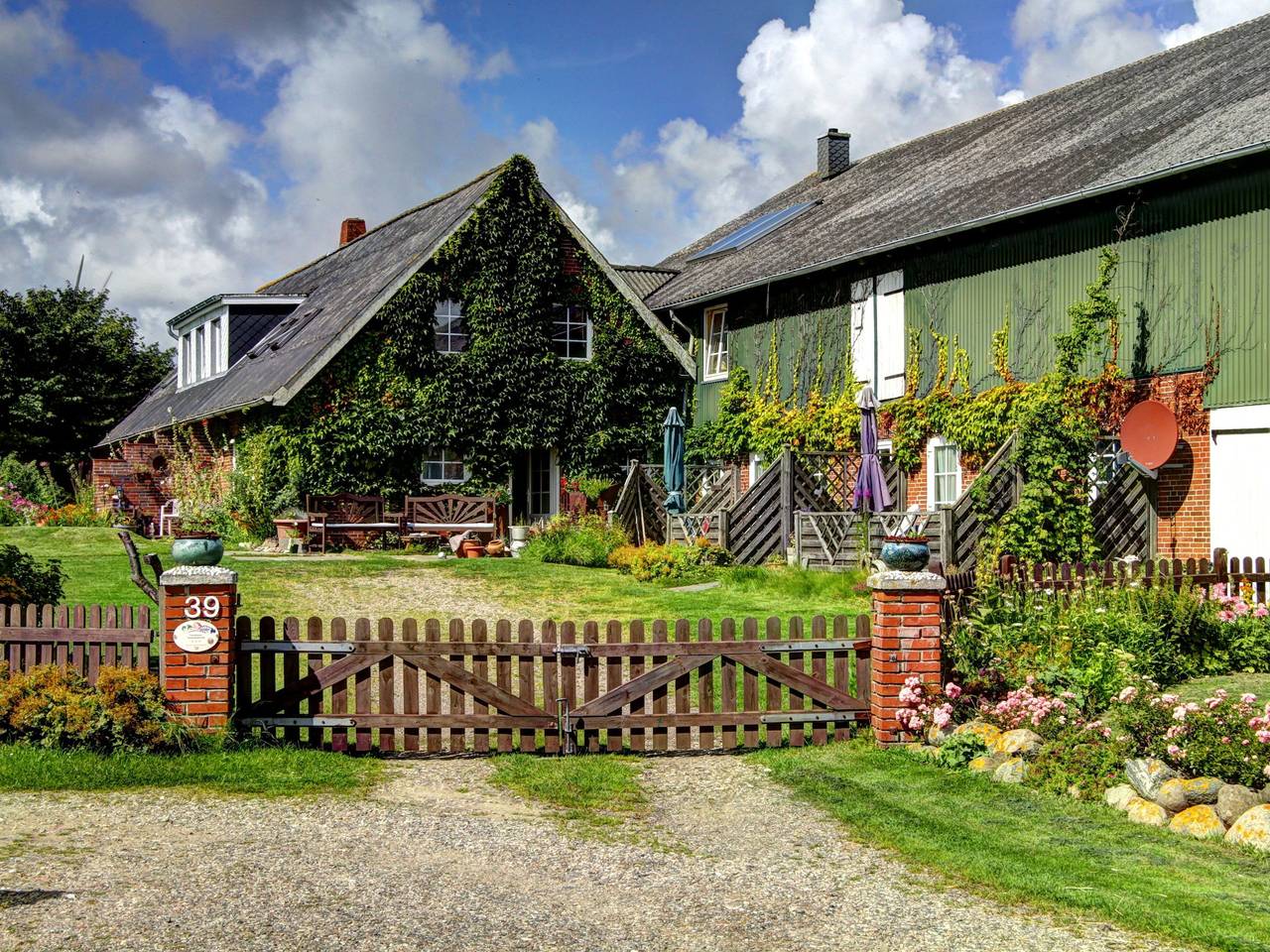 Farm for 4 Guests in Emmelsbüll-Horsbüll, North Friesland