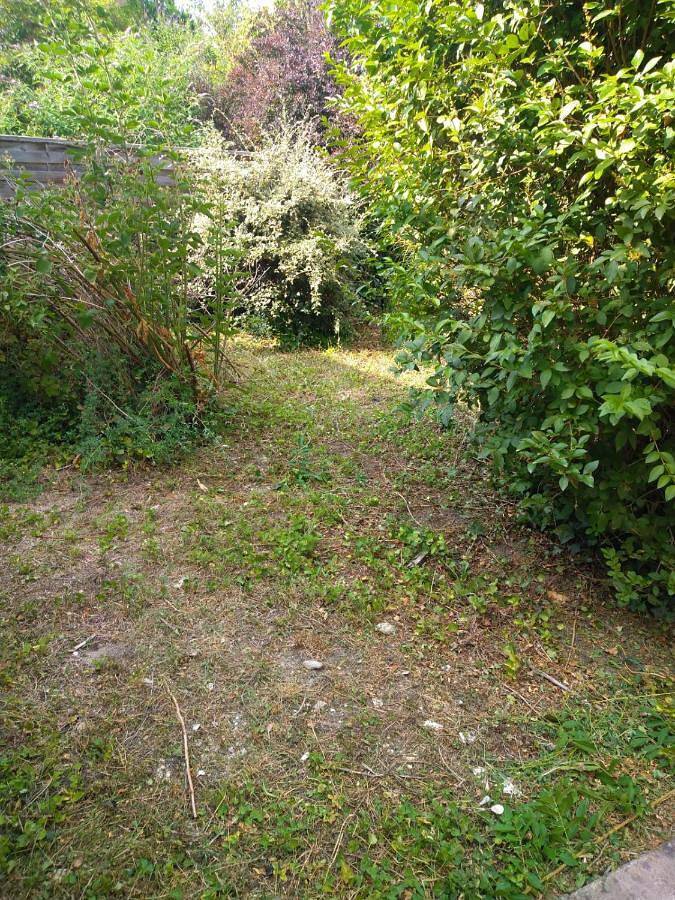 Gîte pour 8 personnes, avec jardin et terrasse, animaux acceptés à Montluçon - 4