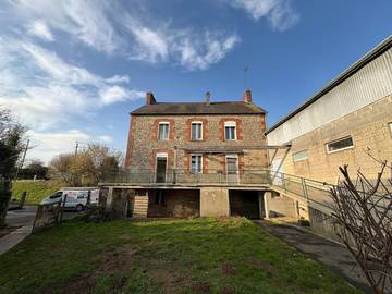 Gîte pour 12 personnes, avec jardin à Saint-Mars-d'Égrenne