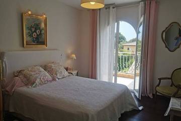 Villa pour 10 Personnes dans Saint-Aygulf, Fréjus, Photo 1