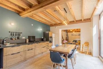 Gîte pour 8 Personnes dans La Chapelle-de-Guinchay, Région de Mâcon, Photo 2
