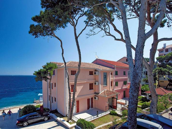 Ferienwohnung für 6 Personen, mit Pool und Balkon/Terrasse sowie Whirlpool und Sauna in Veli Losinj