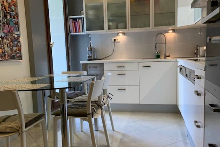 Gîte pour 4 personnes, avec balcon, adapté aux familles à Puteaux - 3