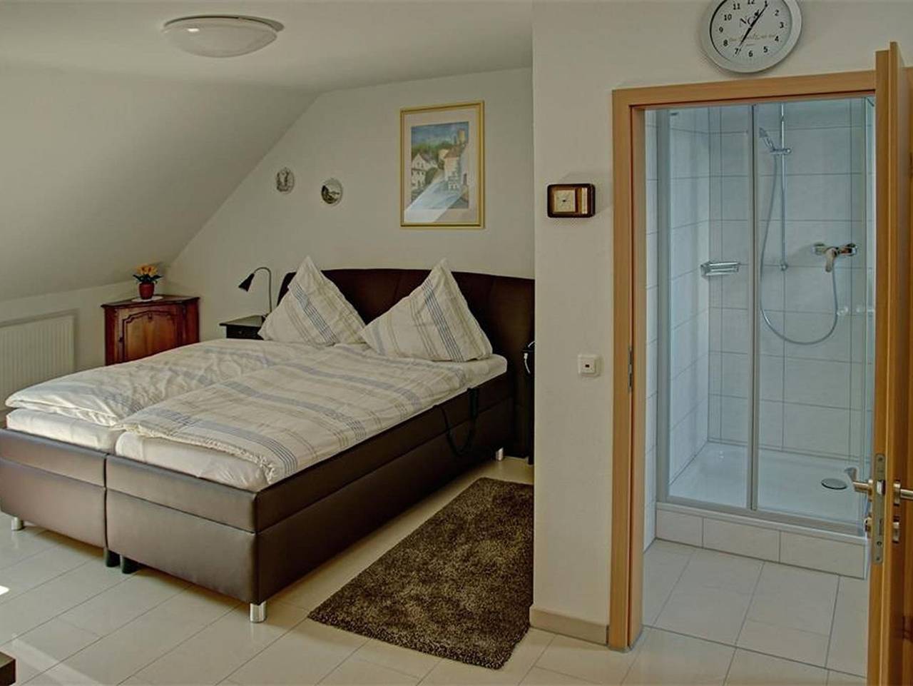 Gästehaus Kloep - Doppelzimmer Dusche/Wc (Nr) in Hillesheim, Vulkaneifel