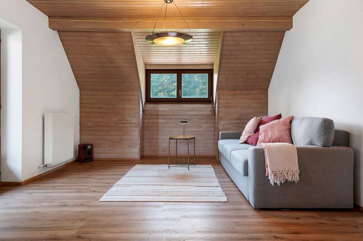 Entire apartment, Apartment 'Tann 11' with Mountain View and Balcony in Ritten, Sarntal Alps