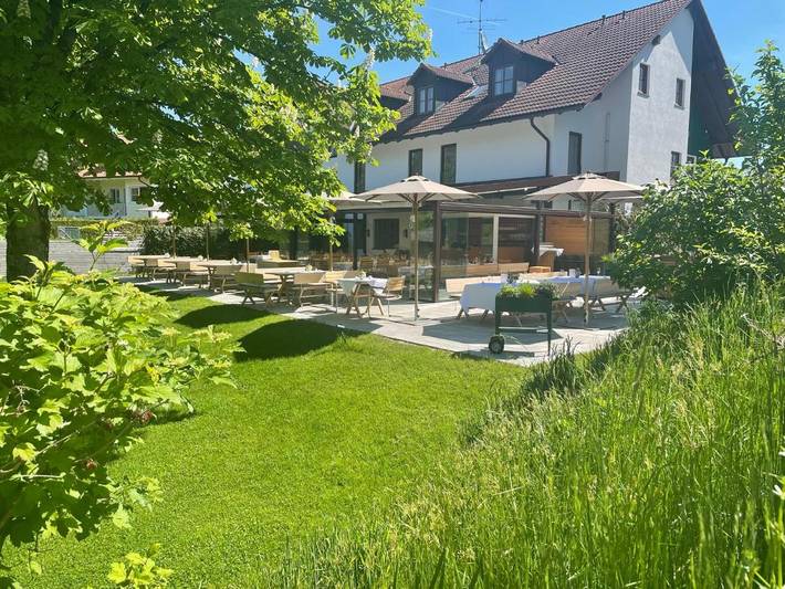Hotel für 3 Personen, mit Terrasse und Garten in Ismaning