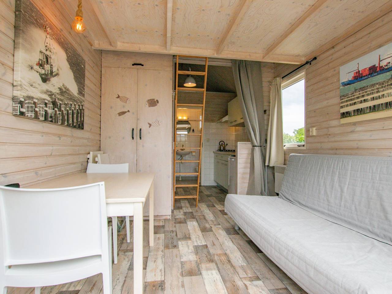 Familienfreundliches Strandhaus in Zeeland in Ellemeet, Zeeuwse Kust