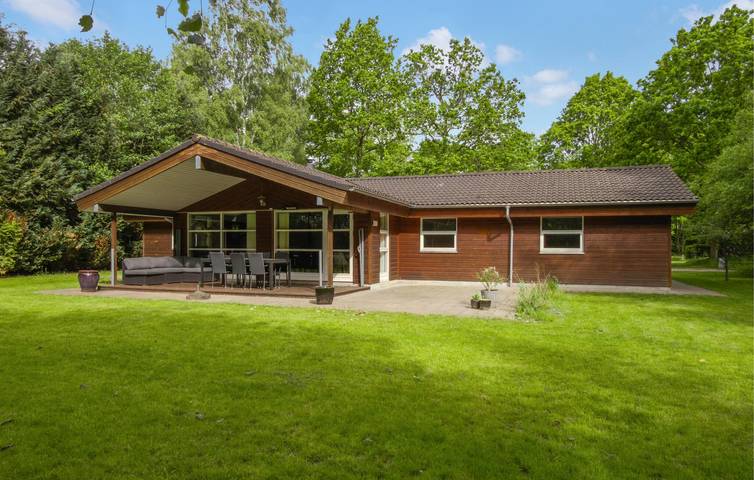Ferienhaus für 6 Personen, mit Terrasse und Garten - 1