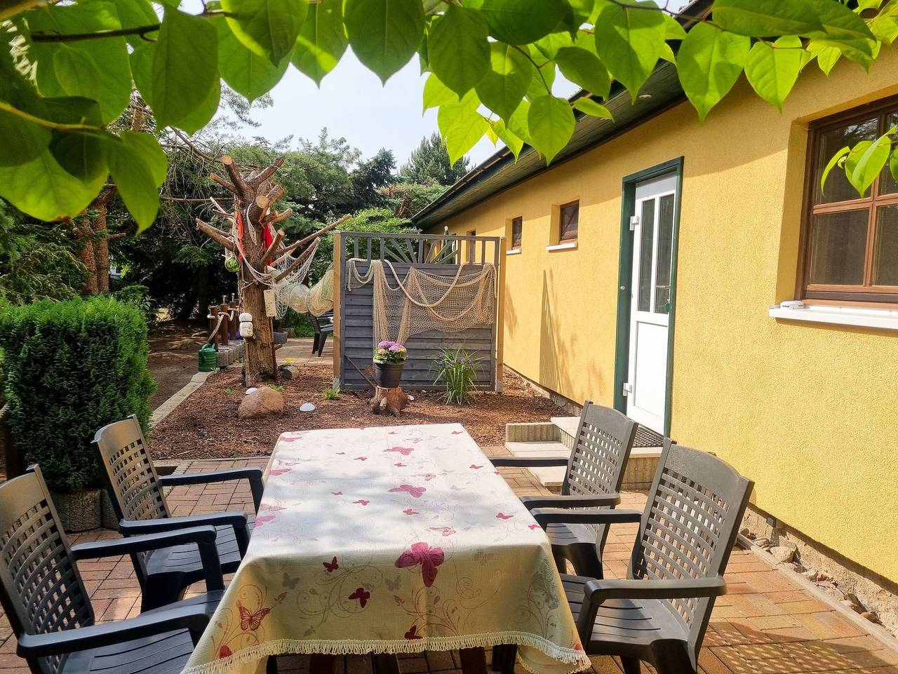 Ganze Ferienwohnung, Ferienanlage Kieferneck - Bungalow Möwe in Freest, Vorpommern