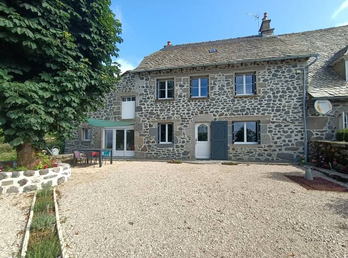 Gîte pour 6 personnes, avec terrasse, animaux acceptés