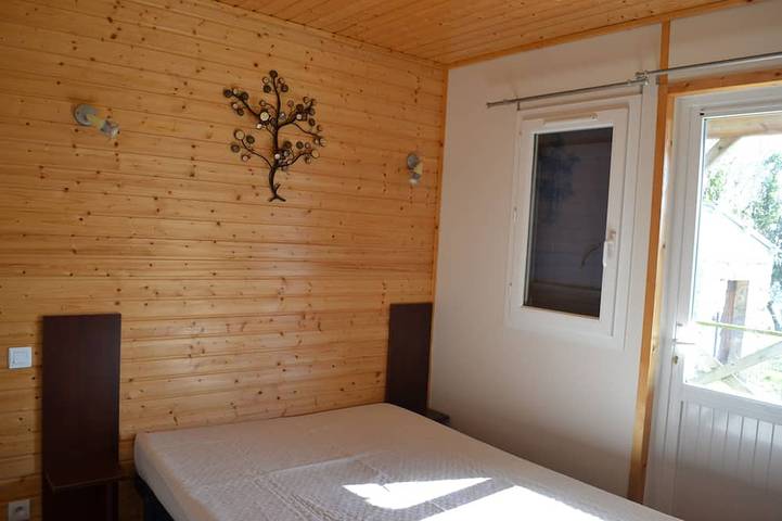 Gîte pour 6 personnes, avec terrasse et jardin à Rieupeyroux - 2