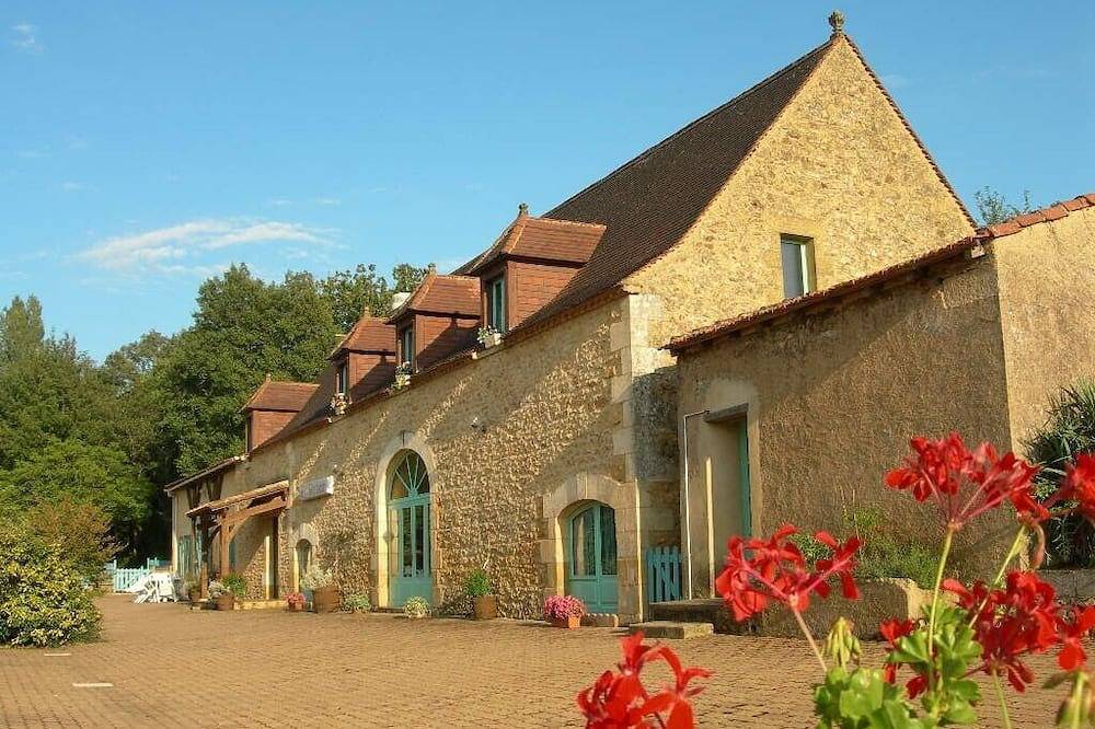 Manoir  limite Perigord Noir et Pourpre in Saint-Avit-Sénieur, Périgord Pourpre