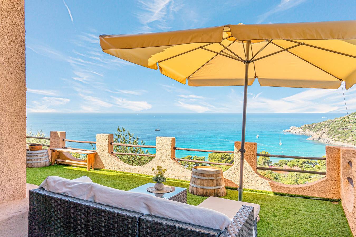 Villa "Sardinia Villa Torre delle Stelle" mit Meerblick, 2 privaten Terrassen und Wlan in Torre delle Stelle, Cagliari Provinz